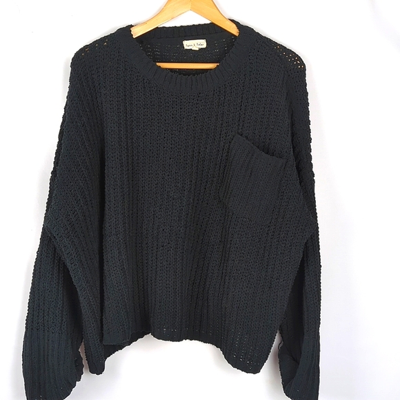 Aaron & Amber Sweaters - AARON & AMBER Women's Boxy Black Chunky Knit Long Sleeve Sweater